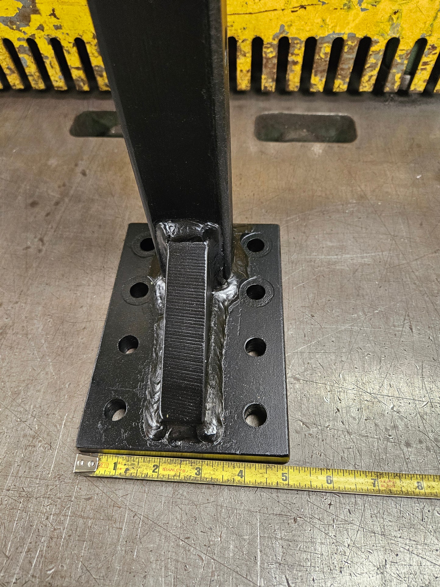 Pintle Hook - 8 Hole